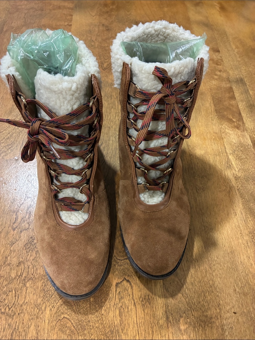 🔥Crown & Ivy June Sherling Boots 8